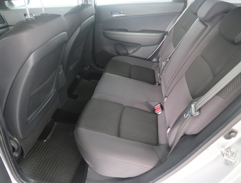 Hyundai i30, 2011