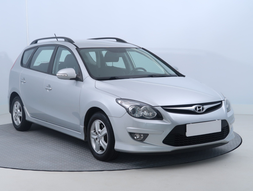 Hyundai i30, 2011