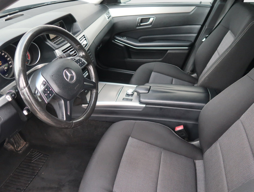 Mercedes-Benz E, 2014