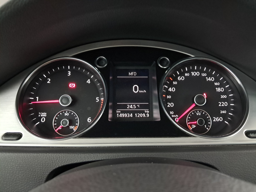 Volkswagen Passat, 2011
