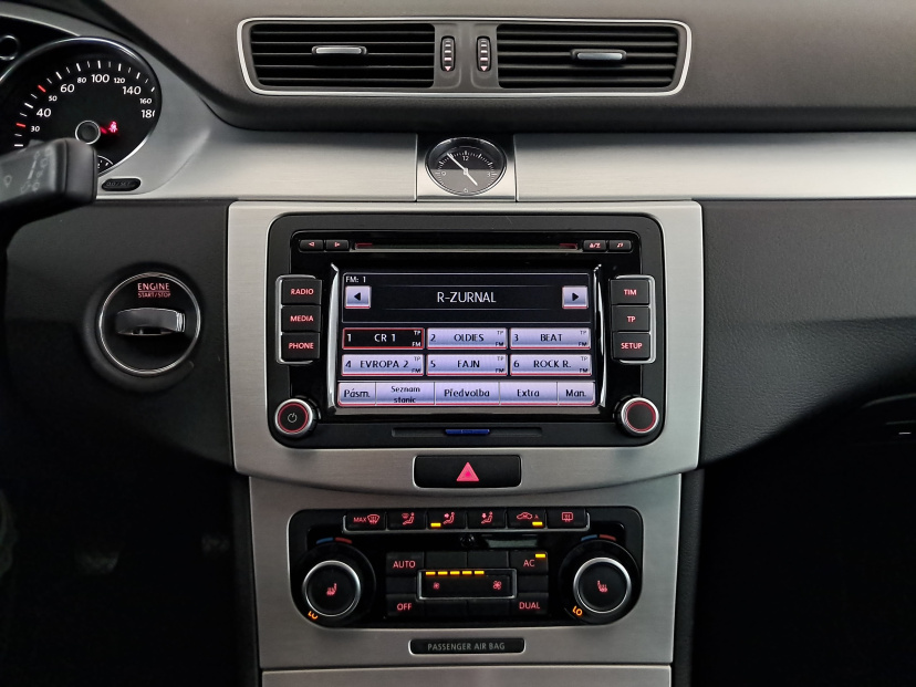 Volkswagen Passat, 2011
