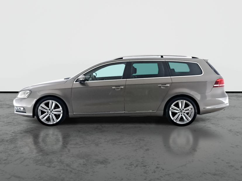 Volkswagen Passat, 2011