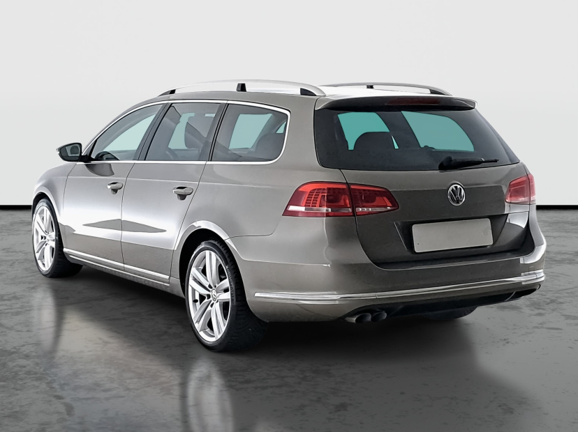Volkswagen Passat, 2011