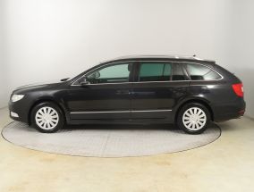 Škoda Superb - 2012