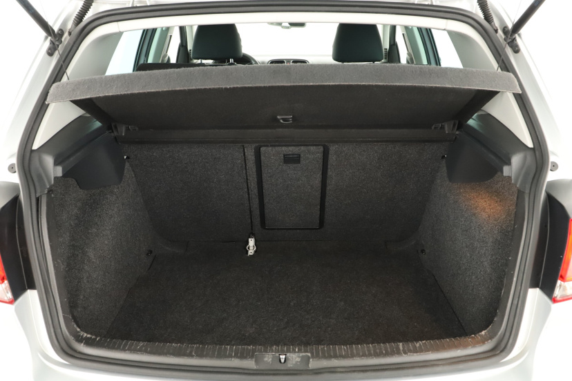 Volkswagen Golf, 2011