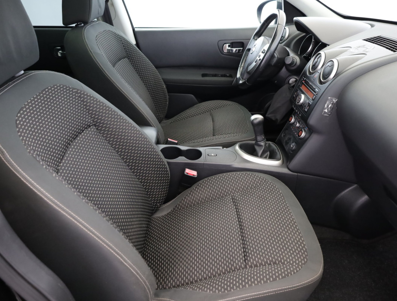 Nissan Qashqai, 2010