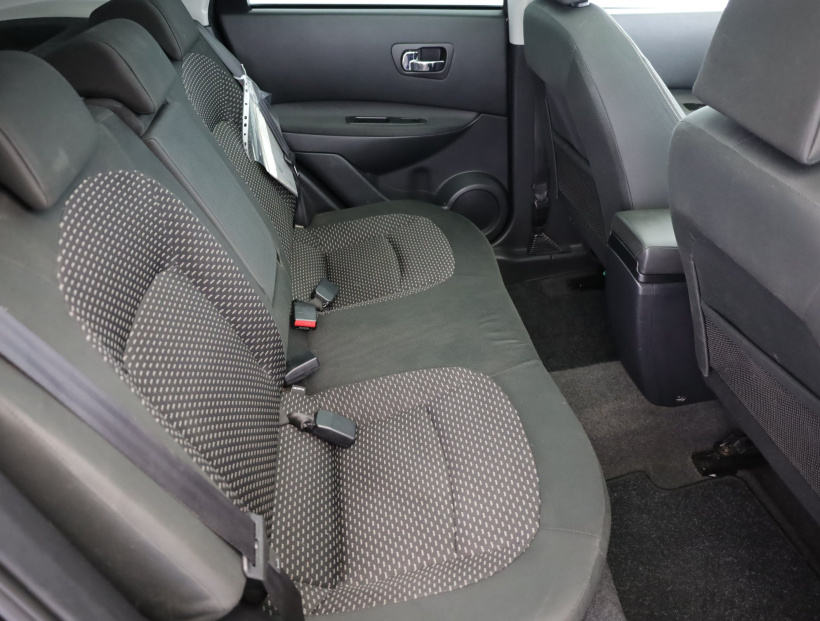 Nissan Qashqai, 2010
