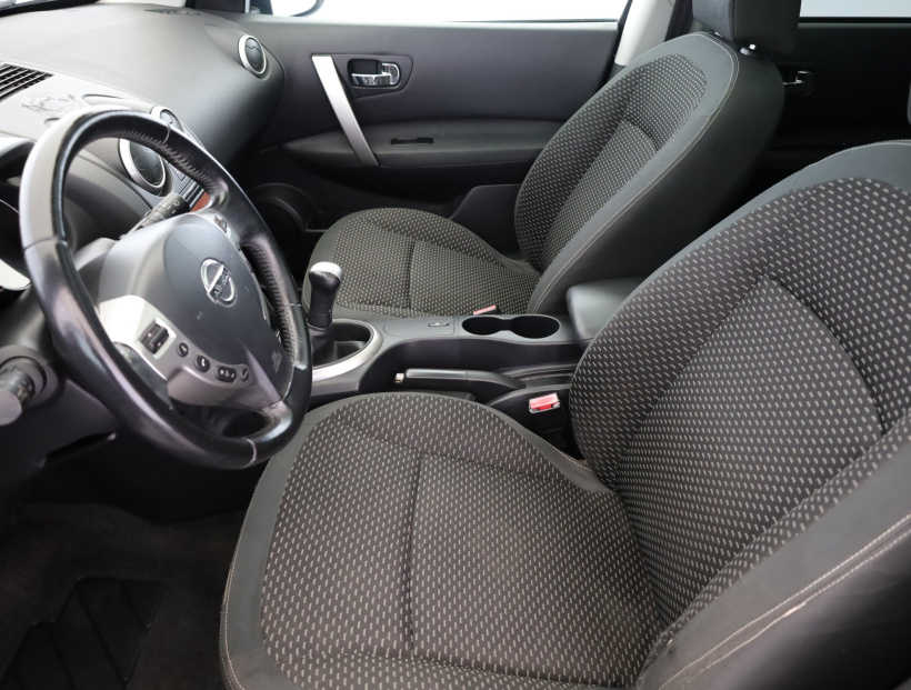 Nissan Qashqai, 2010