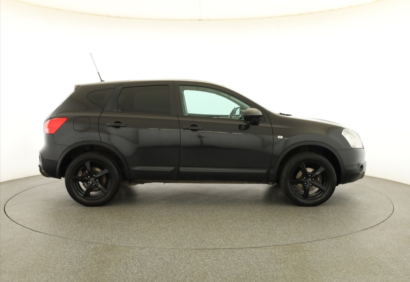 Nissan Qashqai, 2010