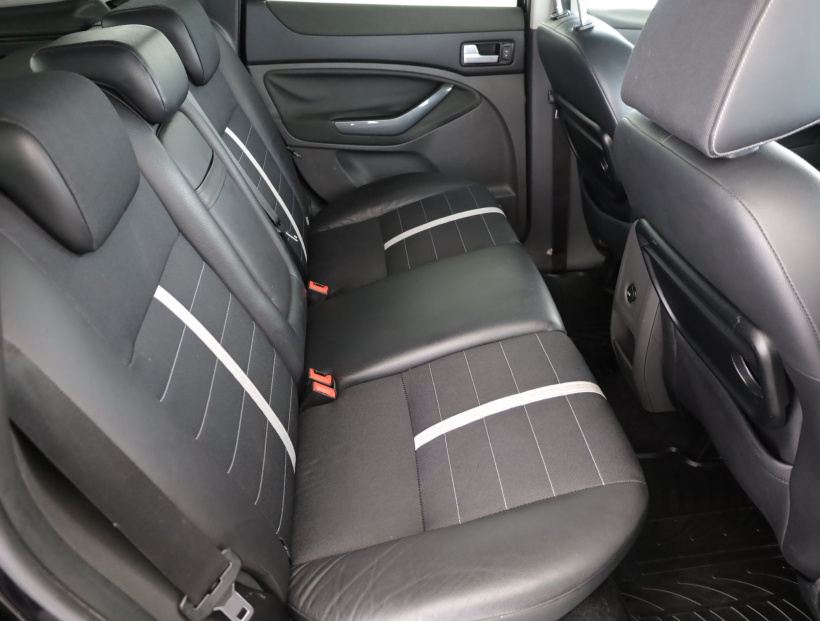 Ford Kuga, 2009