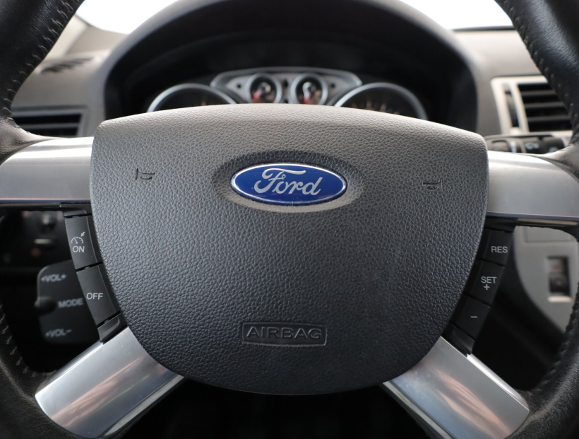 Ford Kuga, 2009