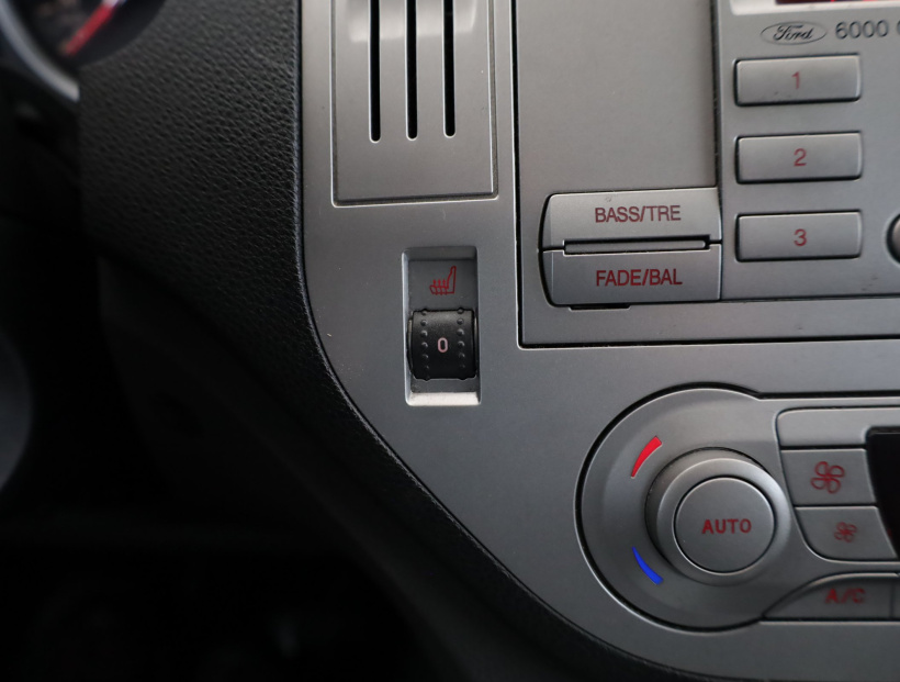 Ford Kuga, 2009
