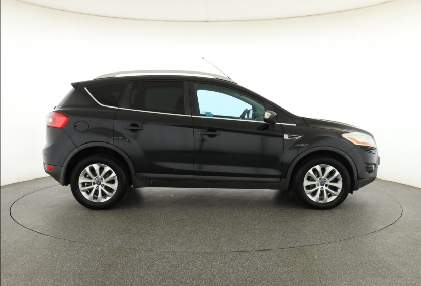 Ford Kuga, 2009