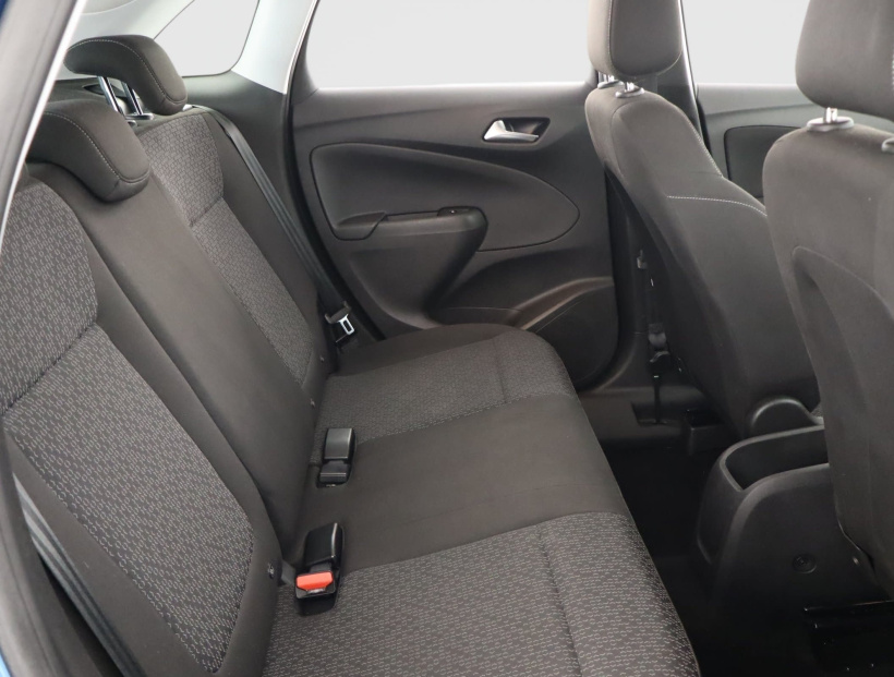 Opel Crossland, 2018