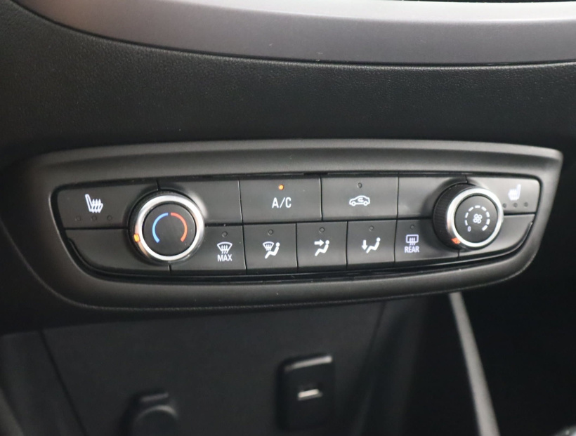Opel Crossland, 2018