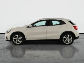 Mercedes-Benz GLA - 2017