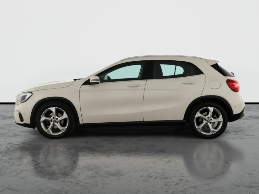 Mercedes-Benz GLA, 2017