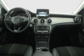 Mercedes-Benz GLA - 2017