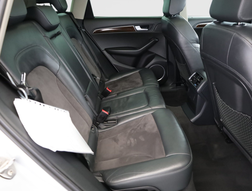 Audi Q5, 2011
