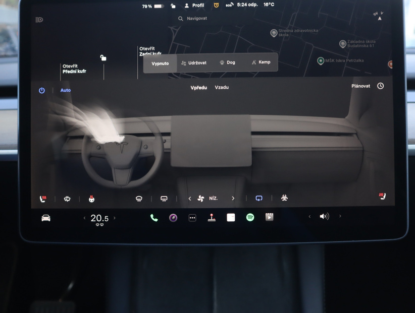 Tesla Model Y, 2022