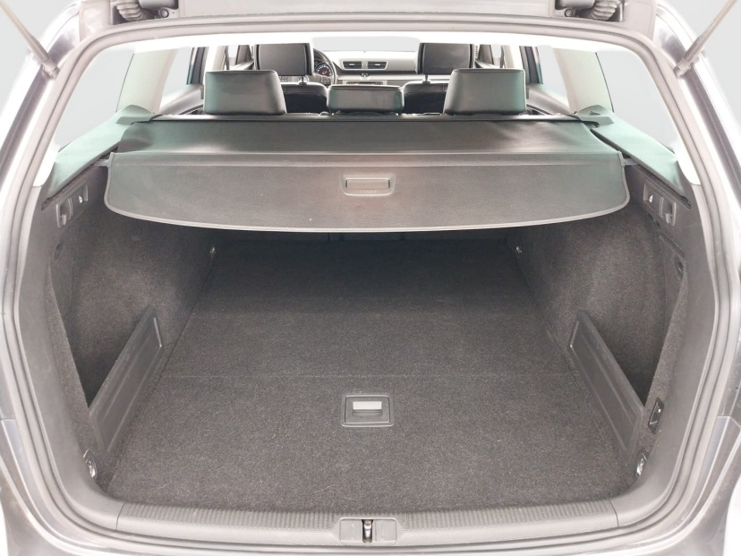 Volkswagen Passat, 2013