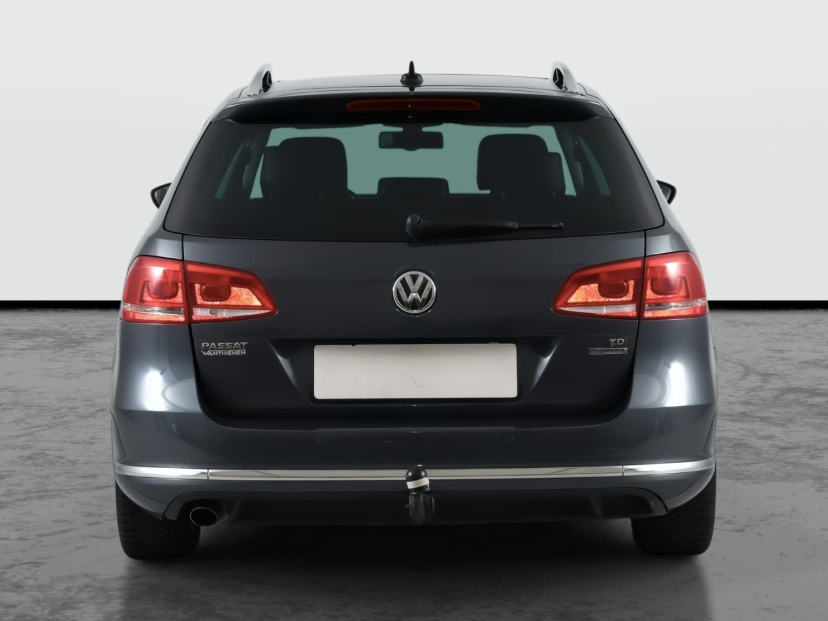 Volkswagen Passat, 2013