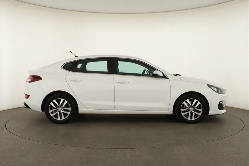 Hyundai i30 Fastback, 2019
