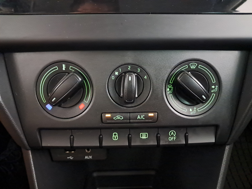 Škoda Rapid Spaceback, 2015