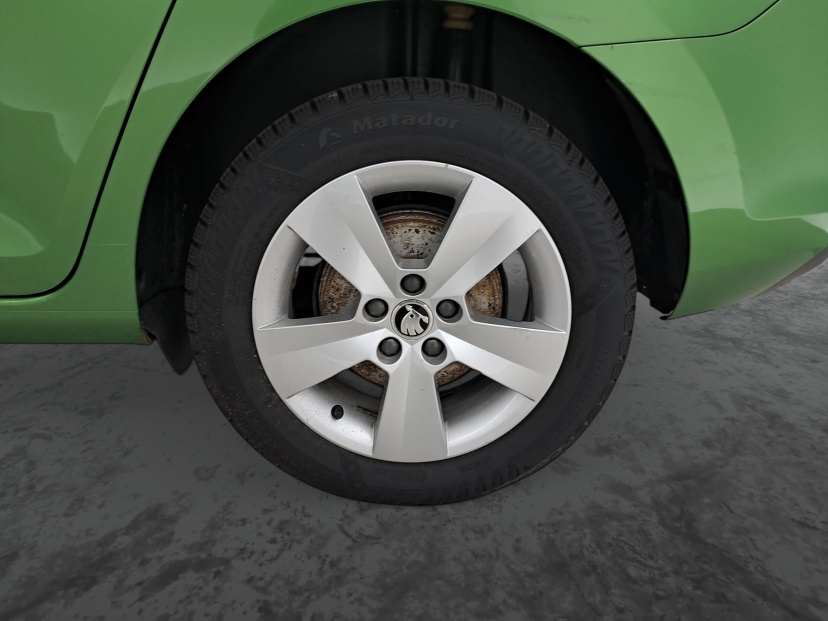 Škoda Rapid Spaceback, 2015