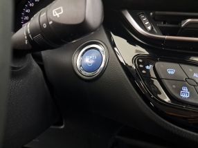 Toyota C-HR - 2023