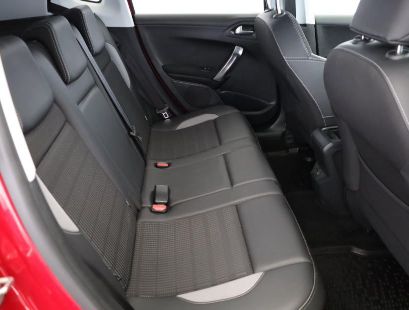 Peugeot 2008, 2016