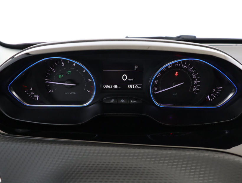 Peugeot 2008, 2016