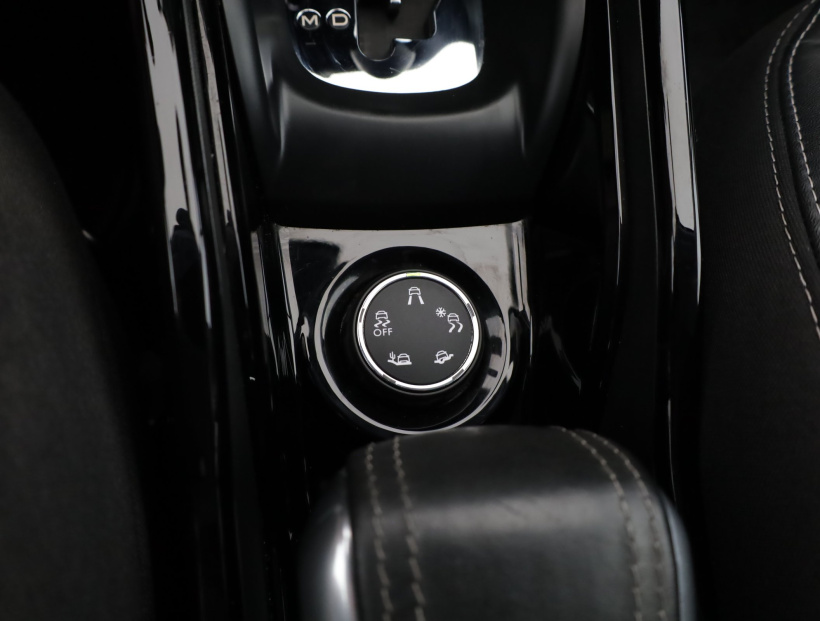 Peugeot 2008, 2016