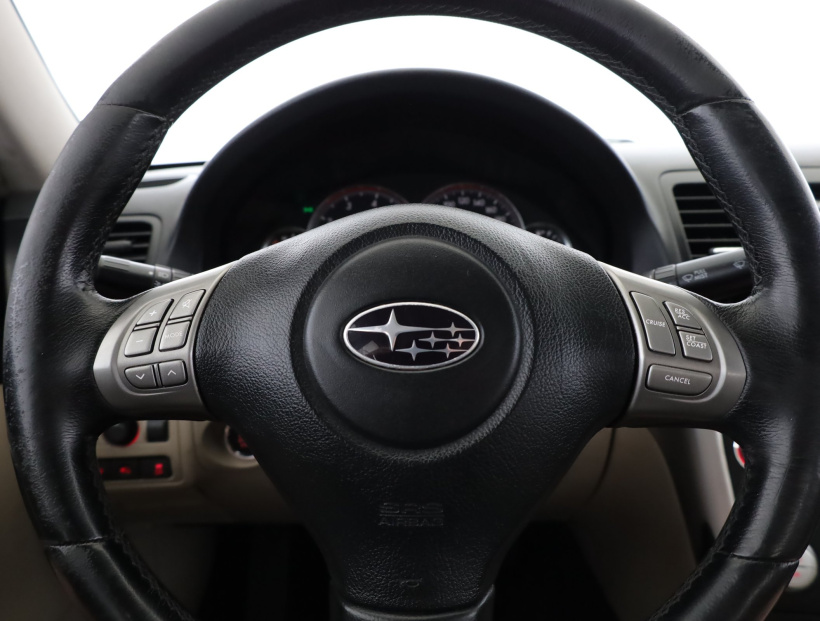 Subaru Legacy, 2010
