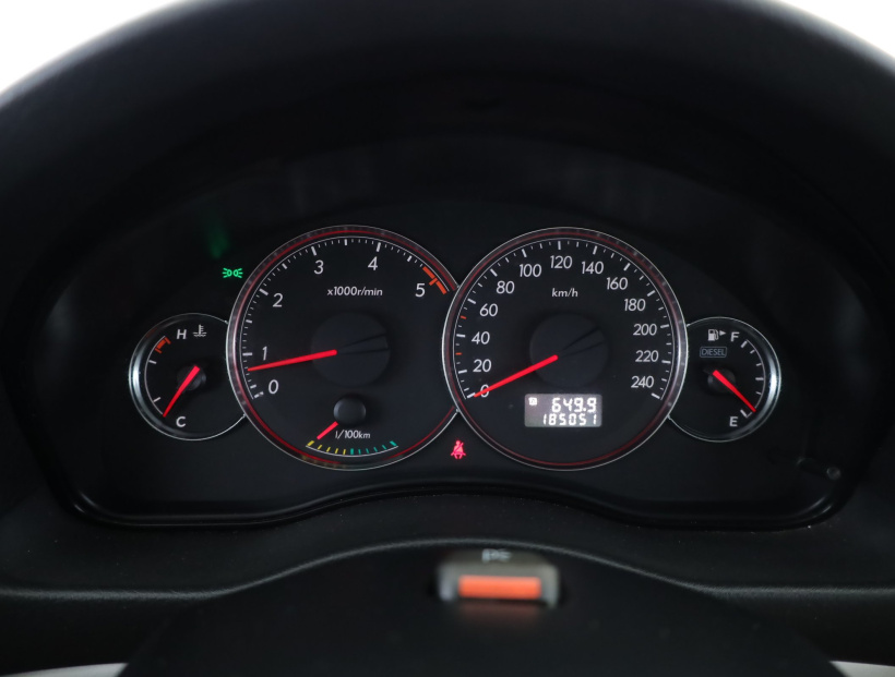 Subaru Legacy, 2010