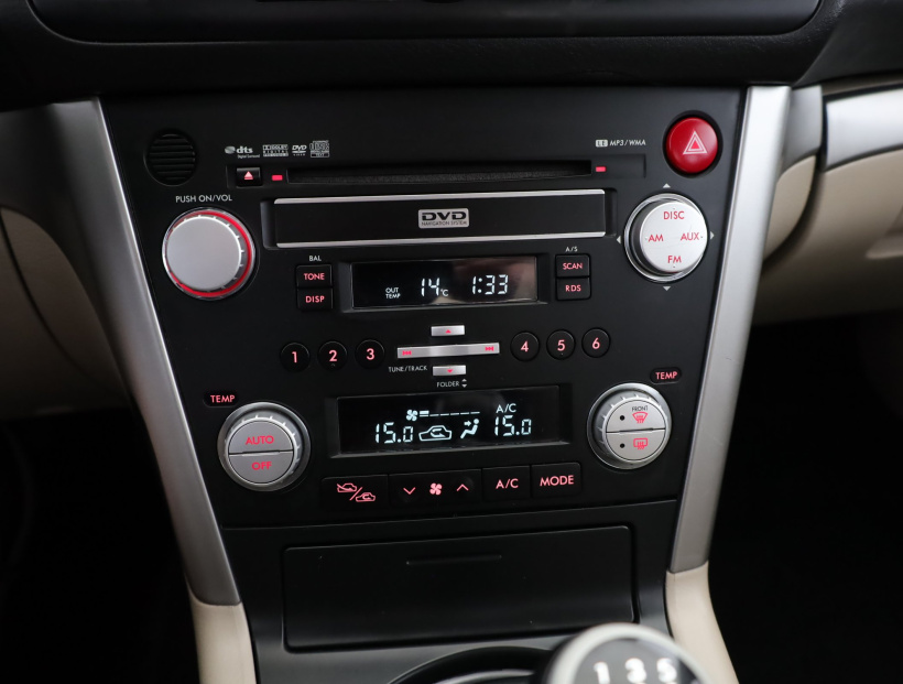 Subaru Legacy, 2010