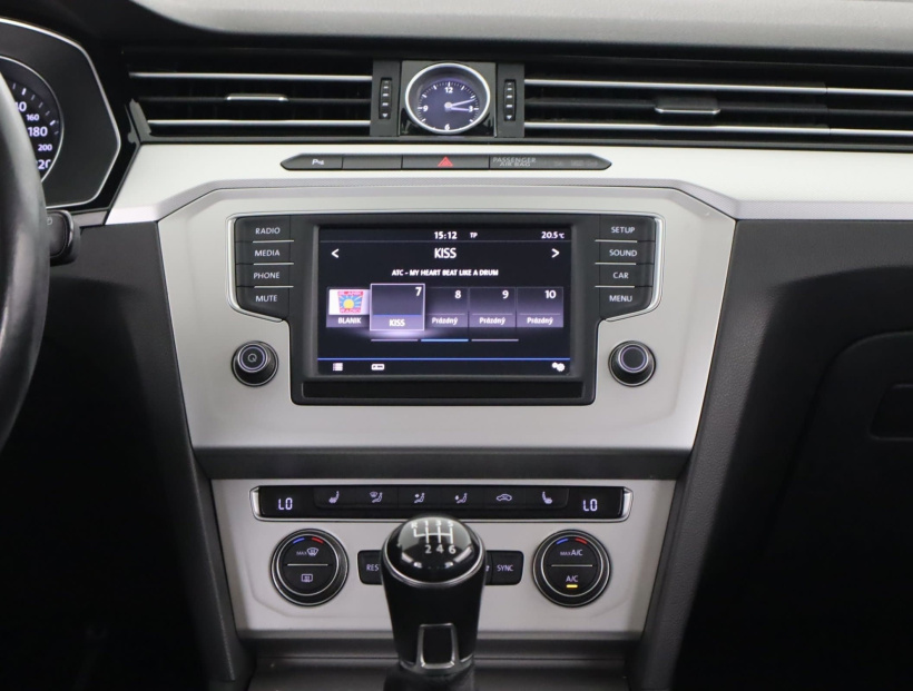 Volkswagen Passat, 2017