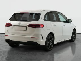 Mercedes-Benz B - 2021