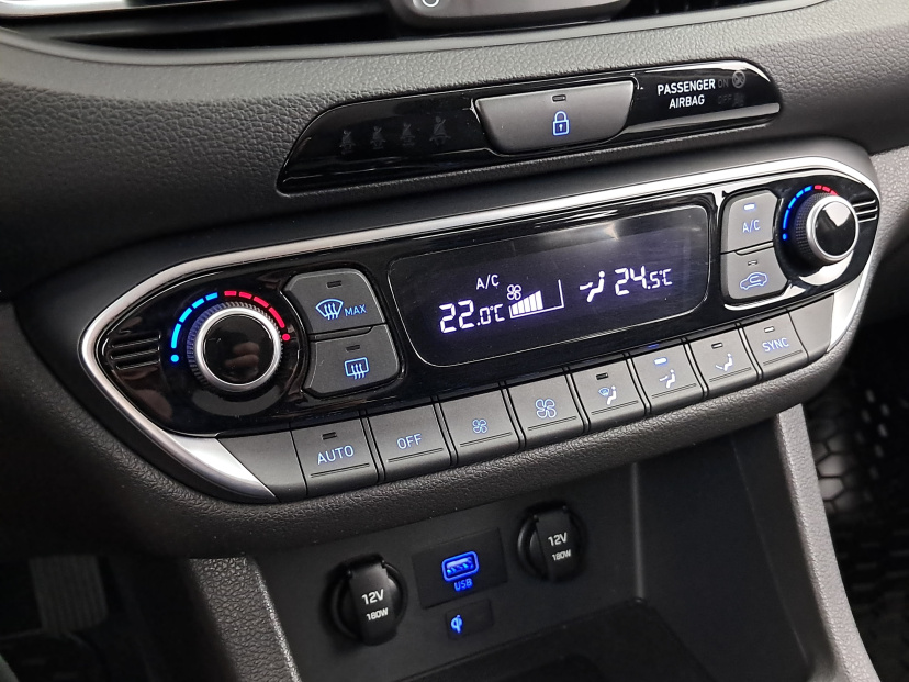 Hyundai i30, 2023