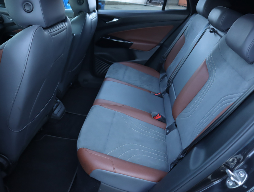 Volkswagen ID.4, 2021