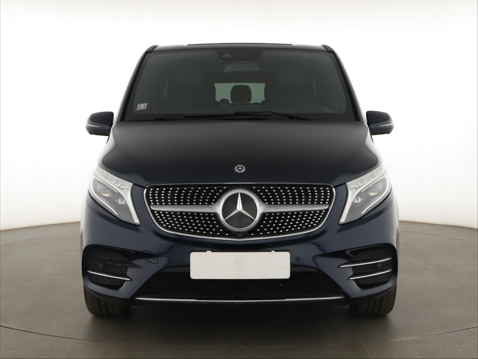Mercedes-Benz V - 2020