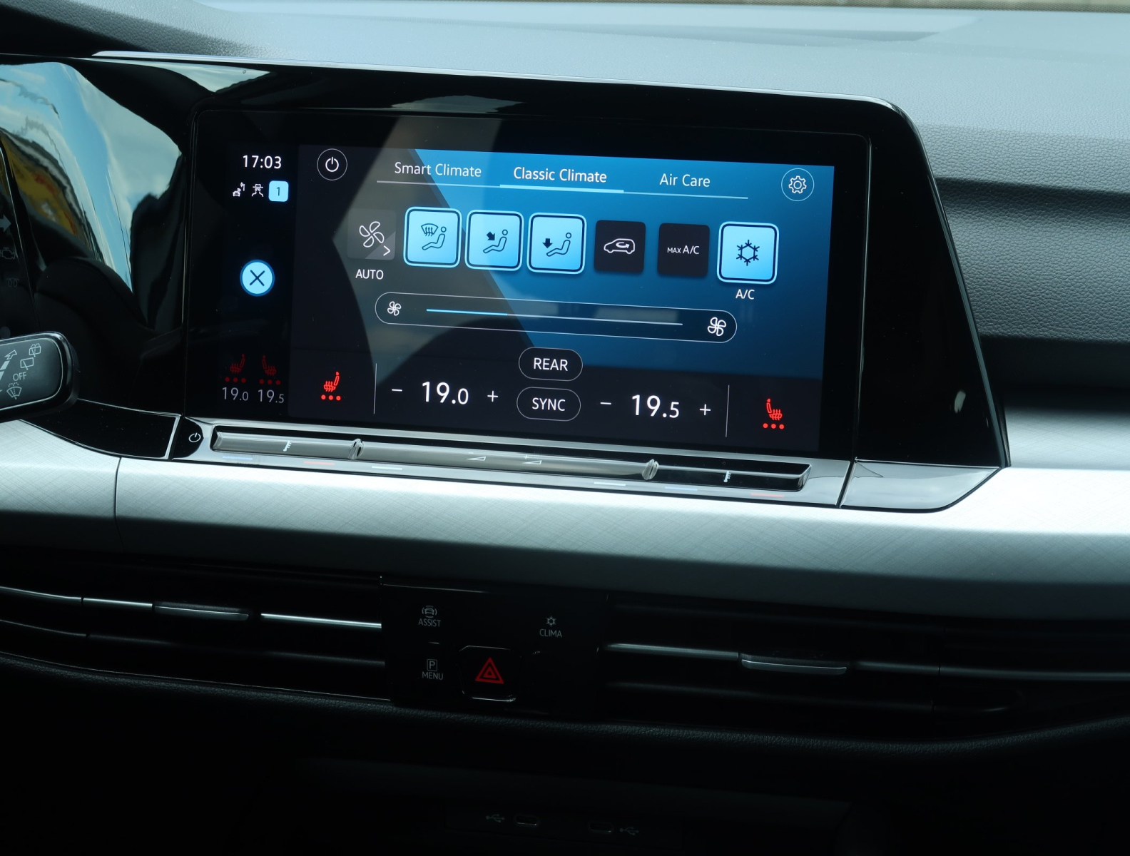 Volkswagen Golf - 2023