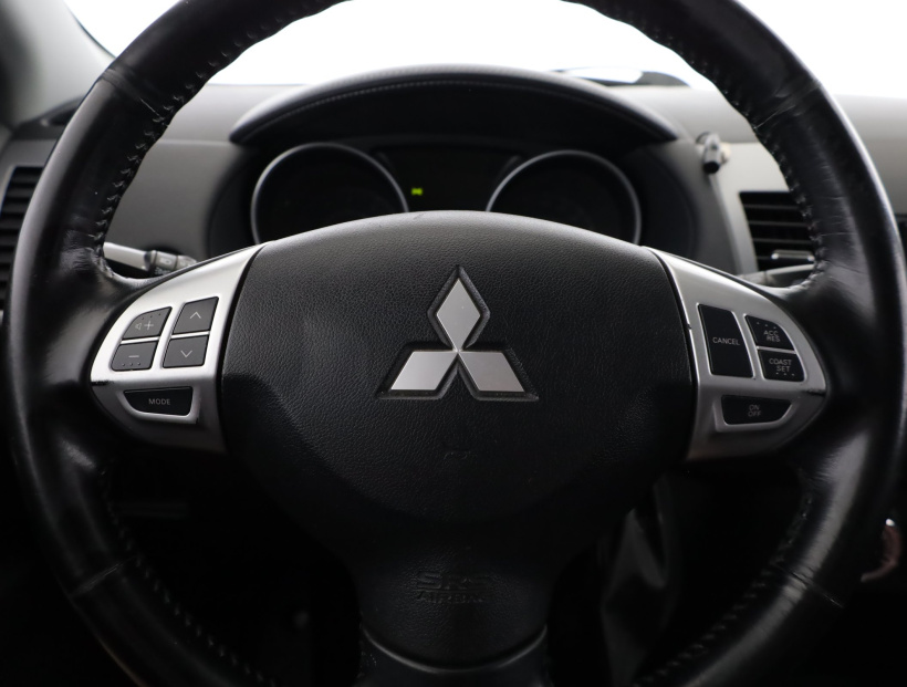 Mitsubishi Outlander, 2010