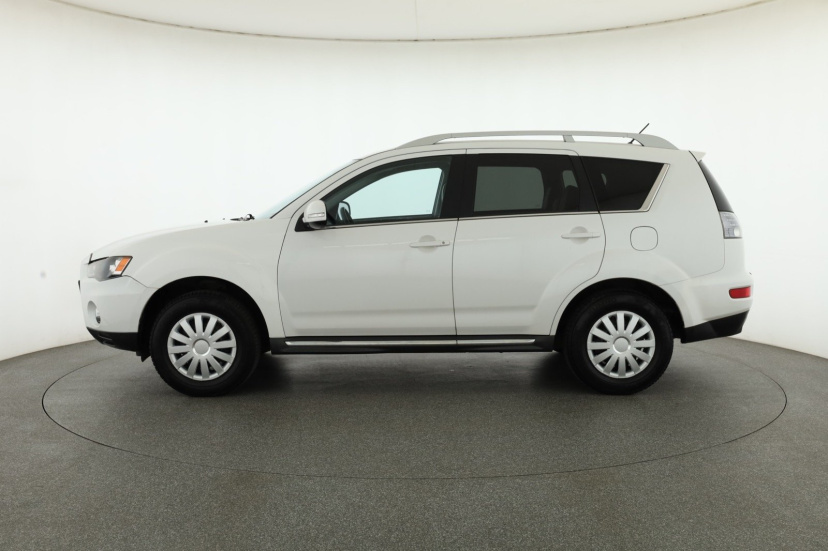 Mitsubishi Outlander, 2010