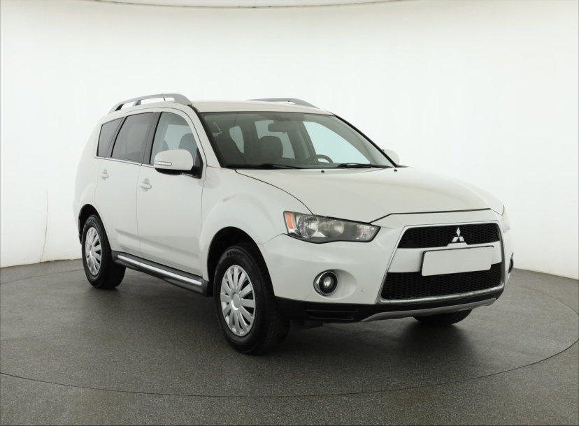 Mitsubishi Outlander, 2010