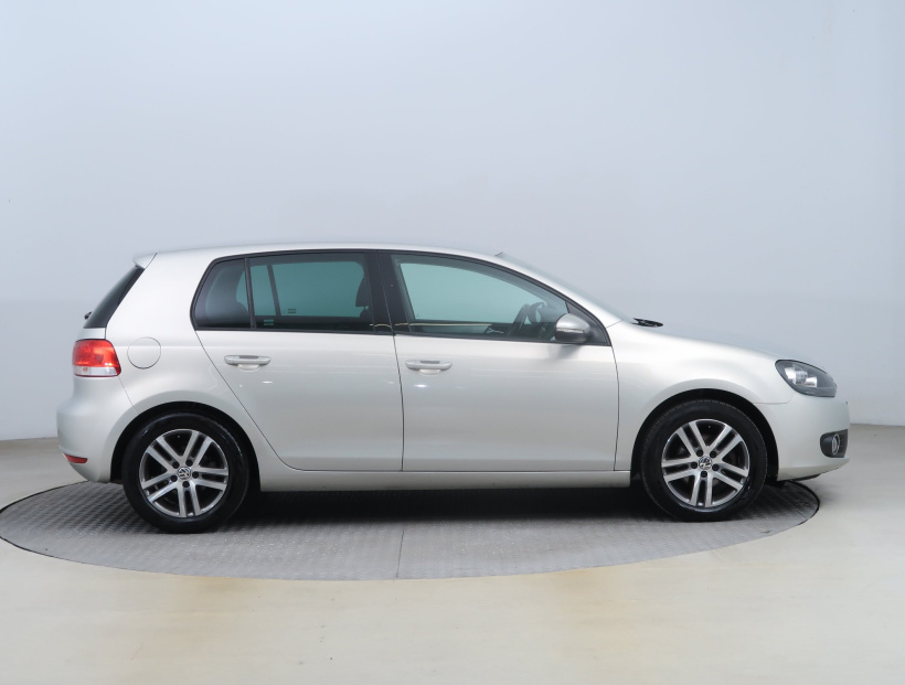 Volkswagen Golf, 2011