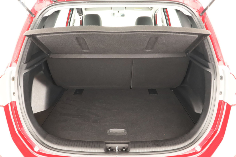 Hyundai ix20, 2013