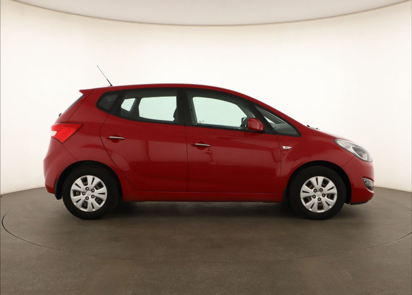 Hyundai ix20, 2013
