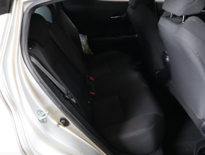 Toyota C-HR, 2019