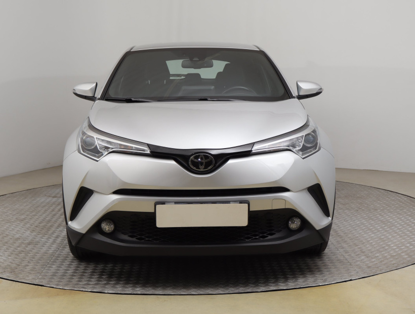 Toyota C-HR, 2019